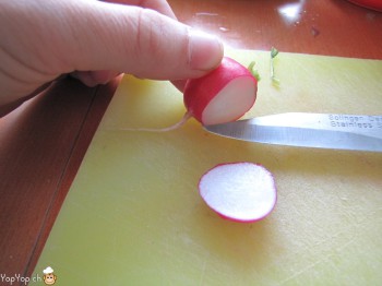 4-couper une rondelle de radis